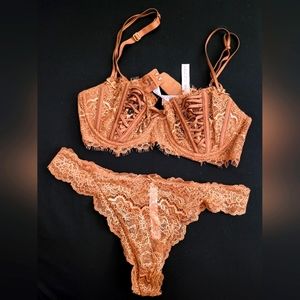 Victoria's Secret Dream Angels Bra and Panty Set